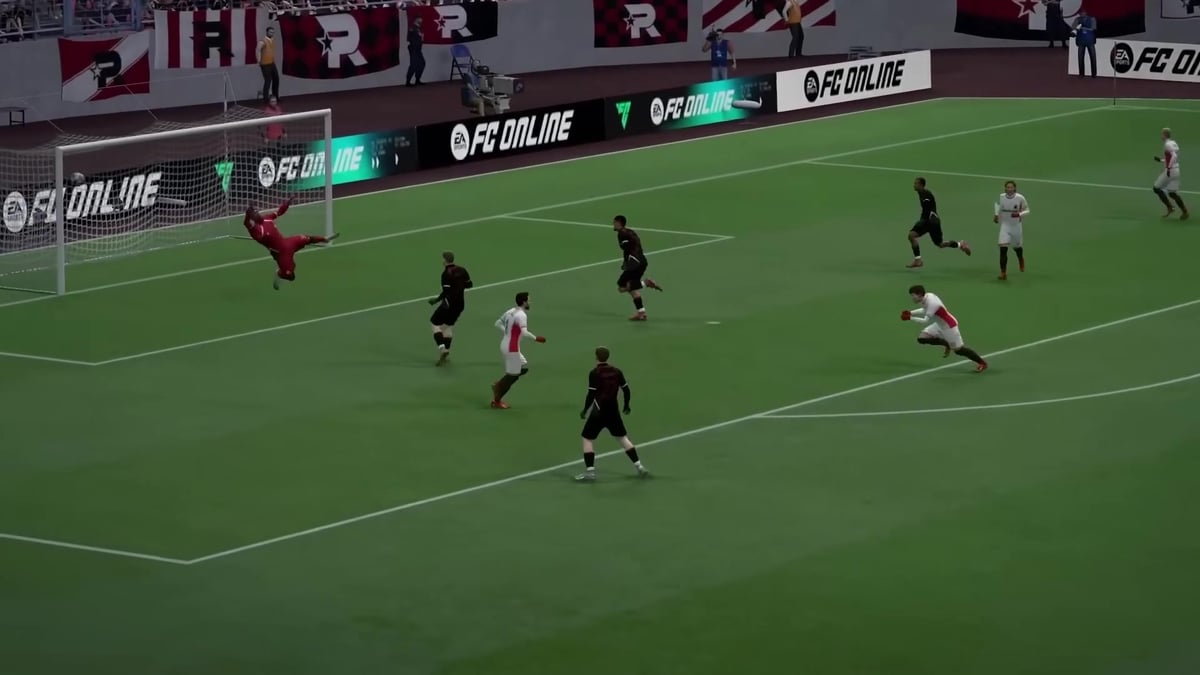 A shot heading into the goal during an FC Online match