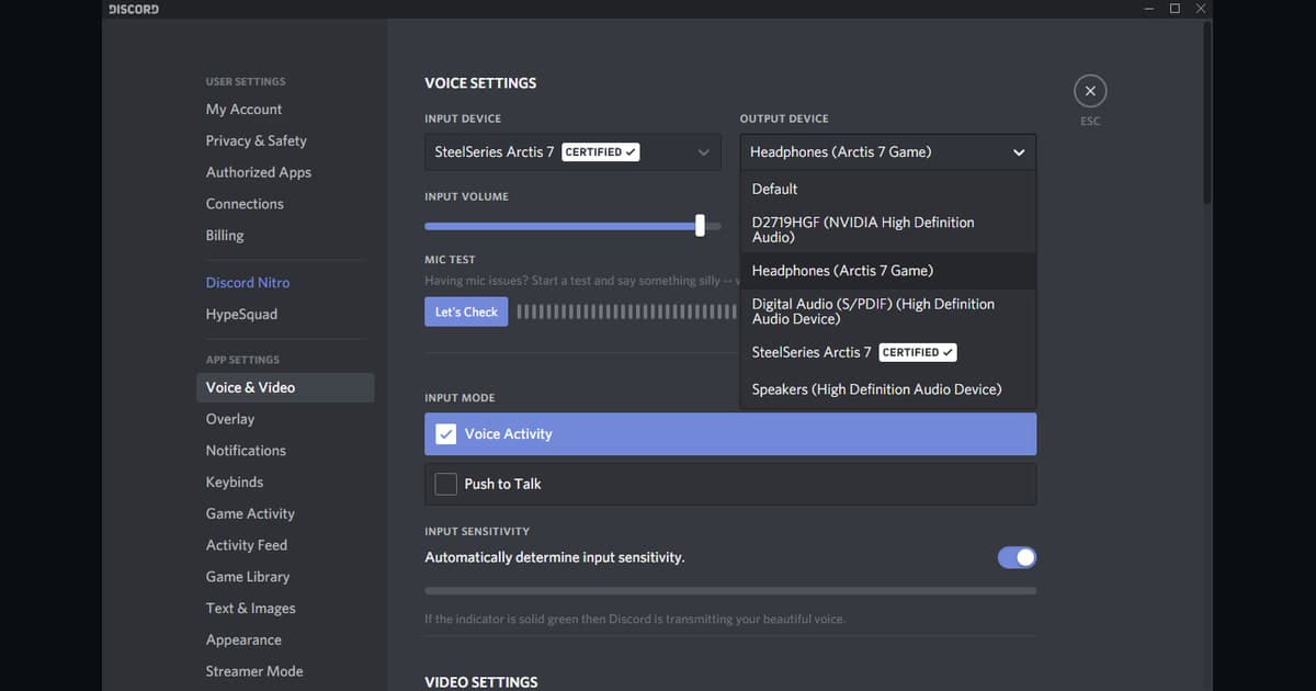 Discord Voice and Video output-device menu used to troubleshoot Overwolf recording audio